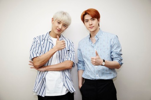SM Entertainment announced on the 14th that Sehun and Chanyeols first music album 1 billion views topped the iTunes top album chart in 50 World regions including Canada, France, Sweden, Japan and the United Arab Emirates.Canada, France, Sweden, Japan, the United Arab Emirates, Saudi Arabia, Brazil, Armenia, Bahrain, Belarus, Bolivia, Brunei, Bulgaria, Cambodia, Chile, Costa Rica, Czech Republic, Dominican Republic, Egypt, Estonia and Finland.In addition, this album was ranked # 1 on various domestic charts such as Hanter chart, Shinnara record, and HotTrax.Chinas largest music site QQ Music, Cougu Music, and Cougar Music also topped the digital album sales chart.The 1 billion view released the previous day also topped the digital album sales charts in Chinas largest music site QQ Music, Cougu Music and Cougar Music.Sehun and Chanyeol units first full-length album 1 billion views includes a total of 9 tracks of hip-hop genres, including a disco hip-hop song 1 billion views with retro sensibility.