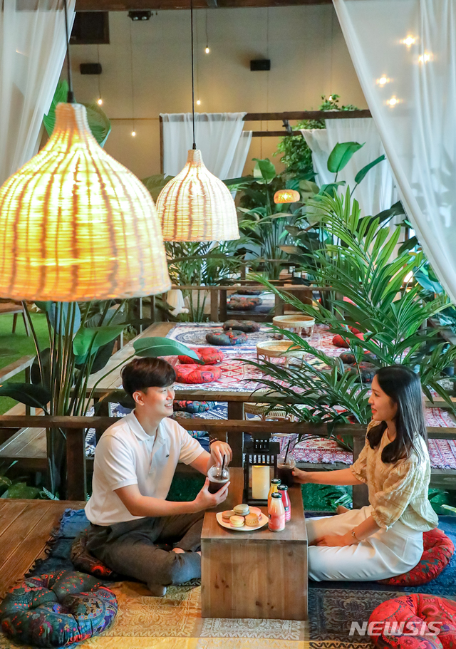 힐링카페 이미지