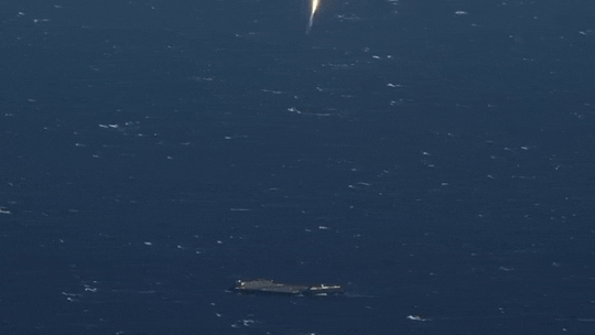 스페이스X 1단계 로켓 추진체 회수 장면 (사진=유튜브)