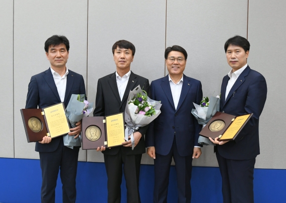세명장 이미지