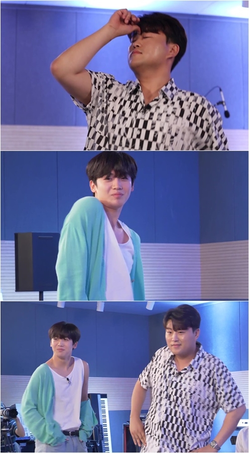 Kim Ho-joong and Kim Yo-han, evil (evil) inversion, perform a sparkling dance battle at their first meeting.EXOs Love Shot covers the sexy king position of District 13.In the last episode of KBS Legend Musician Klaths Evil In-Jeon (directed by Park In-seok), which will be broadcast on the 25th, Trovaty Kim Ho-joong will be on the air.He is expected to show a genuine music story and a full-fledged collaboration stage with Song Chang-sik, Song Gain, Lee Sang-min, Ham Chun-ho, Kim Sook and Kim Yo-han.On this day, Kim Ho-joong said, I am learning to dance.Moreover, he started to ride the groove with his whole body, saying that it did not matter what song I had, and Song-in, Kim Sook, who saw it, lit up the dance battle of two people, saying, Johan, you show me once.So Jill Sera Kim Ho-joong also started a wave at EXO, but it is the back door that broke everyone with an awkward movement that creaked somewhere.Moreover, as time goes by, he has made the scene into a laughing sea with a savory dance son-in-law full of Pong Pil, raising questions about his dance skills.On the other hand, KBS Legend Musician Klath Ak (Ak) In-Jeon means The Story of Musicians, which is active in each field, but it is a real variety music entertainment that shows the process of realizing a new project by meeting a legend musician.The last episode will be broadcast on the 25th.