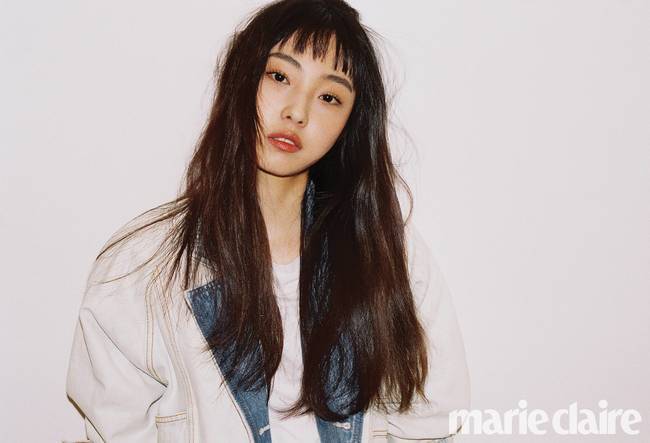 Jeon So-nee reveals shes learning about the job as ActorThe fashion magazine Marie Claire, which features Supernatural beauty by Actor Jeon So-nee, was unveiled on July 24.Jeon So-nee received a favorable response in TVN Drama In the Mood for Love - The Moment When Life Became a Flower (hereinafter referred to as In the Mood for Love), which ended in June, drawing a love of 20s with delicate acting.In this picture, the beauty of Jeon So-nee, which is revealed in the Supernatural mood, captivates the eyes with long hair and intense eyes.In an interview with the photo shoot, Jeon So-nee frankly expressed his thoughts.As for whether the job as Actor had expected, I think Im getting to know this now, and things that I see are changing little by little.I thought of Acting in the past, but I didnt know what this job was like. Im getting to know it a little bit, and I want to know how to make it healthier.I do not know the answer yet, but I do not hurt my thoughts and minds much, and I will do well. He expressed his belief that he would not neglect not only Acting but also inner growth.bak-beauty