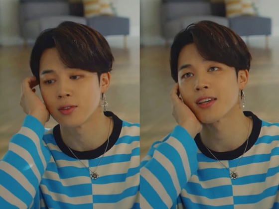 BTS (BTS) Jimin caught the eye with a refreshing visual on Ice cream AD.On the 5th, Baskin-Robbins released the third unit video of [Baskin-Robbins X BTS] Bulletproof Barrada TV CF on the official YouTube channel.Jimin in AD overwhelmed his gaze with a cool cool coolness and innocent visuals like a child just by matching jeans with a light blue striped T-shirt.In addition, Mom is an alien, New York City cheesecake, The Princess and the Matchmaker, such as the exact pronunciation of the conversation leading to the menu of the Ice cream and the cute tone of the perfect performance to show the curiosity and the expectation of the surge in sales.The netizens who watched the AD video are very curious about the taste of Jimins acting power makes AD shine more, Jimins favorite menu New York City cheesecake.I want to try it. , Jimins visuals, which are cool just by looking at it, are the Ice cream AD model, The Princess and the Matchmaker. was a series of reactions.On the other hand, Jimin caught the eye with a high-quality all-white suit in the [Baskin-Robbins xBTS] Making Film Launching AD video released last month, and it showed all sexy, cutie and lovely as a picture artisan.