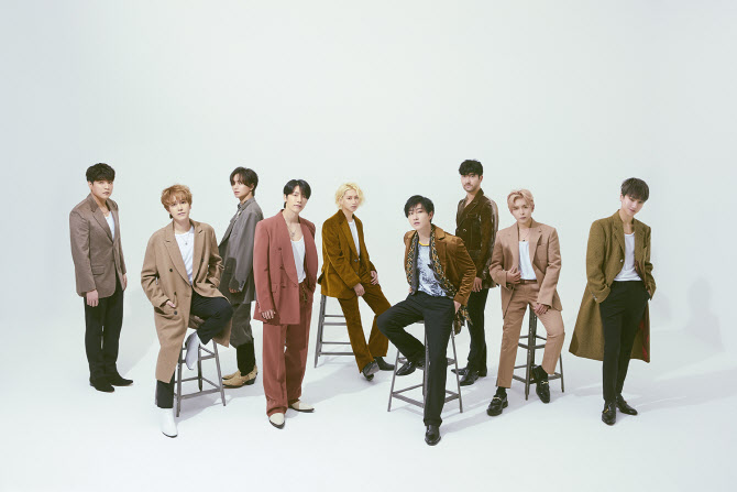 Group Super Junior, SuperM, EXO Sehun & Chanyeol and Red Velvet will appear on the Japanese summer music festival A-Nation on the 29th, their agency SM Entertainment announced on the 11th.Super Junior is the fifth appearance, and Red Velvet is the third.EXO Sehun & Chanyeol is the fourth appearance including EXO on stage, and SuperM will be with A-Nation for the first time this year.This years A-Nation will feature popular Asian artists such as Ayumi Hamasaki, Koda Kumi, Oh Young-gul, Dais, Da Pump, Shimo, Sky High, Miyakawa Taisei, TRF and Hwang Wi-jin.