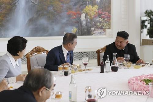 옥류관칡냉면 이미지