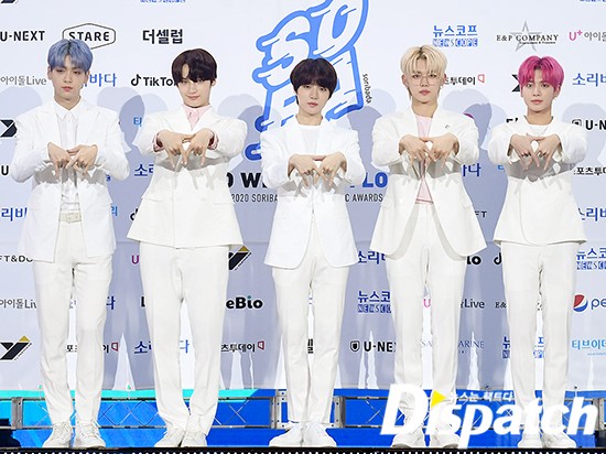 컬러풀헤어 이미지