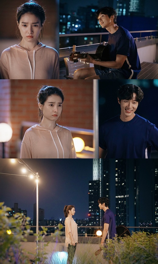 Love is annoying, but I hate loneliness! Kim So-eun witnesses Ji Hyun Woos sweet serenade.MBC Everlon OLizzyal Drama Love is annoying but I hate lonely! (played by Cho Chu/directed by Lee Hyun-joo/produced MBC Everlon, Number Three Pictures/hereinafter, Love is annoying but ..) was first broadcast on August 11.Amid word-of-mouth online after the first broadcast, it made headlines on August 17th, winning the second place in the monthly drama, even though it was broadcast and re-broadcasted on MBC.The biggest advantage of Love is annoying ... is that the romance is filled with the reality empathy story.Kim So-eun (played by Na Eun), the female protagonist who does not give up her dream even if she falls and falls, and Ji Hyun Woo (played by Cha Kang-woo), the male protagonist who gives warm comfort to Kim So-eun as if she is nothing.Many viewers nodded, I am too, and responded that they felt a pink heartbeat.Meanwhile, on August 18, Love is annoying. The production team will focus attention on Ji Hyun Woo and Kim So-eun, who face each other on the rooftop in the middle of the night ahead of the second broadcast.In the photo, Ji Hyun Woo is singing while playing guitar sitting on the rooftop alone on the rooftop late at night when the darkness falls.Ji Hyun Woo, who did not know who was coming, showed a smile on his face, followed by Kim So-eun looking at Ji Hyun Woo.Kim So-eun in a sportswear has sweat on her forehead as to what happened, and the sharp figure of Kim So-eun is curious.Then you can see the affectionate smile of Ji Hyun Woo, who seems to be comforted by anyone, and the expression of Kim So-eun, who seems to be somehow uncomfortable.I wonder what happened to Kim So-eun, and what kind of comfort Ji Hyun Woo would have given Kim So-eun.In addition, it is also expected how sweet Ji Hyun Woo would have sang.Ji Hyun Woo, who is also a real singer, said, I sang the song that Joe Chu selected in my favorite way.I hope it will be a little comfort to viewers. The sweet serenade of romance artisan Ji Hyun Woo is expected to thrill female viewers on Tuesday night.It was predicted that the two advantages of Love is annoying, but they will feel at once.MBC Everlon OLizzynal Drama Love is annoying but I hate lonely! The second episode will be broadcast today (18th) at 10:50 pm on Tuesday night.
