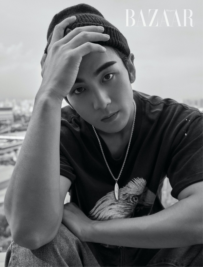 A pictorial of the group NUEST (JR, Aaron, Baekho, Min Hyon, Ren) member Baekho has been released.Fashion magazine Bazaar released a part of the September issue of the picture cut with Baekho on August 18th, which features a variety of charms from Boyme to Mens Beauty.This picture is a result of Baekhos extraordinary fan love, which I want to meet with the public a little bit now that I have less opportunity to meet with many people in the field.It is said that Baekho has interviews with pictorials that can feel various aspects of Baekho, adding to the expectation.In the open photo, Baekho styled it with a vinnie that feels natural, perfectly expressing the appearance on Boy and the male Border, as well as adding a sensual and trendy feeling with black and white photographs, and showing off Baekhos aura.Baekho, who showed a different atmosphere such as jumpsuits and ball caps, showed different charms for each cut, completed a picture cut that could not be taken off for a moment, and made other cuts that were not yet released.Despite the hot rainy season, Baekho, who has been wearing FW costumes outdoors, did not express his intention and did his best to shoot.The atmosphere of the scene led to a cheerful atmosphere, and all the staff members praised it.NUEST, which Baekho belongs to, will unveil NUEST ON-CLIP UNBOXING every Sunday through Naver V LIVE channel from September 13 to October 11.hwang hye-jin