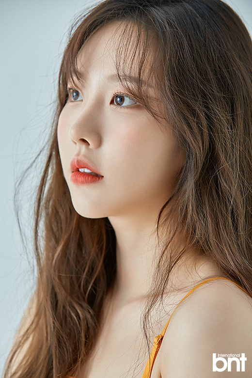 A picture of group Momoland member Nayun, who had an unintended vacancy in the aftermath of Corona 19, was released.In a recent photo shoot, Nayun showed off his innocent charm in a pure white dress, and his trendy athletic style was perfect.In the last concept, it produced a chic and rugged image that was hard to see before, revealing a more mature charm.In an interview that followed the filming of the photo, he reported the recent situation that he was in the midst of practice with the members after finishing the filming of The Police.He said, It seems to be about 50% of the synchro rate with Seo-jin station in The Police.Its not like the bright, energy-strong Feelings, he said, but its not like the proud Feelings He said he was familiar with Nancy first.Ive been very helpful to Nancy when I was a trainee because Ive been talking a lot, he added.When asked about his desire for an actor, he asked him when he became a singer, It was so fun to dance and sing, so I started as an idol.I thought that I really wanted to play the drama when I saw it, he said. I thought that Gong Hyo-jins performance was so cool in SBSs Sun of the Lord.SBS Running Man was selected as the entertainment program that I want to appear in. All members like to be active and want to appear together.When asked about YouTube content that he wanted to challenge, he said, I want to eat, I really like to eat, and all the members eat well. I think it would be fun to eat all together.When asked about the diet, he said, I eat a meal a day and weigh every morning.When I asked him about his feelings when he was five years old, he said, There are a lot of newcomers.Mnet sour VIVAL MOMOLAND and it is the most memorable thing that I have promoted while running on my feet. When asked about the slump during the activity, he said, There was a lot of flaming. It was a little hard, but now it is a lot dull.I was hurt when I was not hurt by such things and I was hurt when I was not short of debuting it while saying, Because people are different. As a role model, she mentioned Girls Generation and said she wanted to be a group that lives a long life.When asked about the most attached song because it is Momoland with so many hits, But it is spouting.Ive been busy for almost 13 weeks, but every moment is in Memory My friends have contacted us a lot because of our popularity.I felt a lot of realism then, he added.