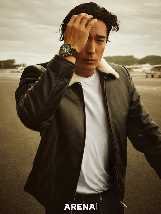 Actor Daniel Henney has reported on the current situation since the spread of COVID-19.Daniel Henneys watch picture was released through the magazine Arena on the 21st.Daniel Henneys appearance was still shining in this filming at Taian Flight Education Center, Hanseo University in Taian.All staffs at the scene, including photographers, praised him for his two-week self-isolation after entering Korea.Asked how he had been in the Only situation after the filming, he said, The filming of the United States of America Drama Wheel City of London Time was stopped in March.I went back to California, and I stayed as safe as possible in my home state of Michigan where my parents live. He added, I would like to ask for your interest in the Wheel City of London Time, and I sincerely hope that you will be healthy and happy until you meet again in Korea.