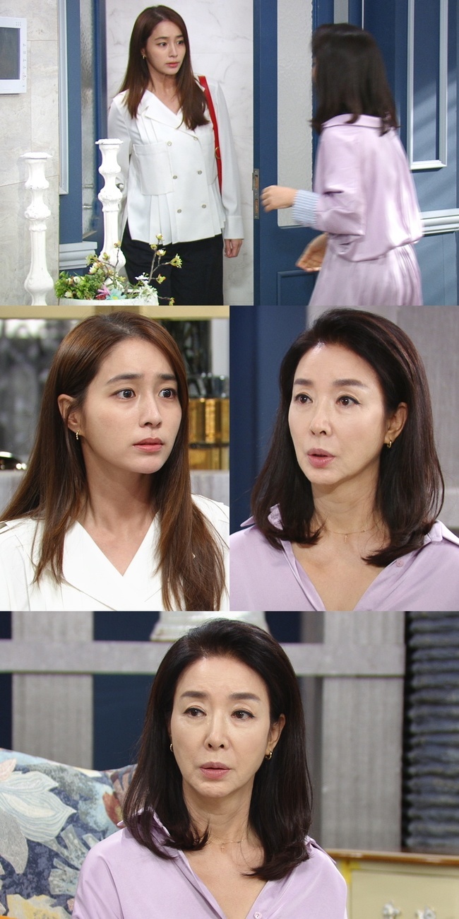Kim Bo-yeon is shocked by Lee Min-jungs remark.KBS 2TV weekend drama Ive Goed Once (playplayed by Yang Hee-seung, An-Am/Director Lee Jae-sang) released two shots of Choi Yoon-jung (played by Kim Bo-yeon) and Song Na-hee (played by Lee Min-jung) on August 22.In the last broadcast, Choi Yoon-jung (Kim Bo-yeon) was shocked to witness the love between Song Na-hee (Lee Min-jung) and Yoon Kyu-Jin (Lee Sang-yeop).As she had been divorced once, Choi Yoon-jung raised the voice of opposition to the two, and Yoon Kyu-Jin struggled to persuade her that she should not be Song Na-hee.But he was shocked by Chois selfish attitude, saying that he wanted to end his anger, his parents and his children.In the meantime, two shots of Choi Yoon-jung and Song Na-hee were released, including Choi Yoon-jung, who seemed surprised by the sudden visit of Song Na-hee, and Song Na-hee, who is telling her the story.Moreover, in the faces of those who are full of water, they are deeply worried about what the story of Choi Yoon-jung and Song Na-hee is.On the other hand, an unexpected event is unfolding in front of two people in a serious atmosphere, amplifying expectations for the next meeting.It is said that Choi Yoon-jung, who has not seen Song Na-hee since the beginning of this day, will open his mind a little bit.minjee Lee