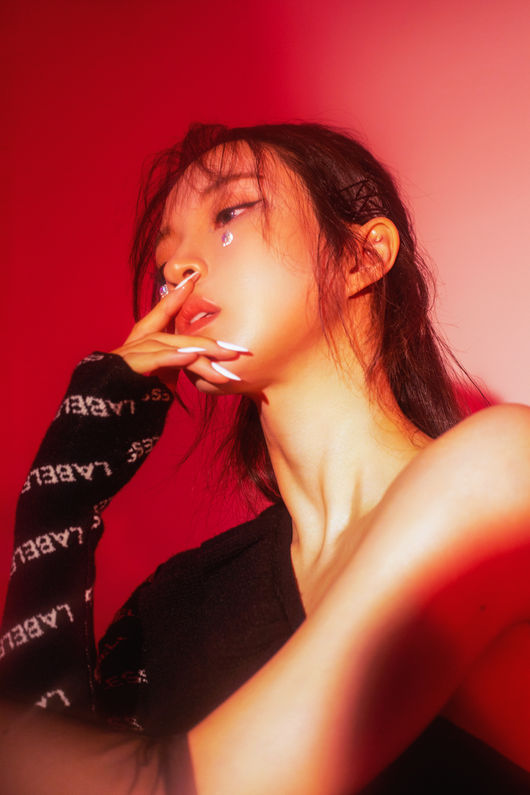 Singer Jeon Ji-yoon (JENYER) has revealed her candid feelings ahead of her comeback as she returns to her new song BAD, which contains more seasoned performance.This single is a performance song that will show the aspect of Jeon Ji-yoon as an all-round player who has accumulated musical ability as a singer-songwriter after turning to solo artist.Jeon Ji-yoon, who is coming back in about two years, said, I think I only had a year of troubles about my character.I feel strange, nervous and good to be out for a long time, he added.The title song BAD is a song that expresses the anger of a person who has been betrayed by a loved one and contains the story of Flower: Flower: [] which tells the prelude to the series of Flower: Flowers.First, on the reason for Choices angry of anger, Jeon Ji-yoon explained, Because when I was hurt by my loved one, I wanted to express the first stage of extreme anger before that feeling was washed away.This is also the first dance song by Jeon Ji-yoon, who is showing off his talent that does not lean on either side such as vocals, rap, and dance, for the first time since his 4Minute I hate activity.In the performance part, I will show a different stage by putting a lot of moves that I have not tried before.In addition, Jeon Ji-yoon said, This song, which has a mental shock, is a song written by people who have been hurt, hoping that it will be a time to listen to this song and to be able to solve the anger for a while.BAD is a self-composed song completed by synergies between Monster Number Nine (mOnSteR NO.9) and Jeon Ji-yoon, who are working together as a pop band PRSNT. It has a sophisticated beat and addictive melody making.In addition, I was expecting to make a comeback with Hyona, who was a member of 4Minute together, but Hyona postponed the comeback for the reason of the health of the vagus nervous faintness.Health is the best, he said, emphasizing that Hyonas health is the most important.Jeon Ji-yoons BAD will be released today (24th) at 6 p.m. on various music sites.- Next up is Jeon Ji-yoon Interview QA1. What are your comments on a comeback?- It seems that I have been worried about my character for about a year because it is a comeback in about two years. I feel strange, nervous and good because I have come out for a long time.2. I wonder if I have ever made this new song BAD. Also, let me know if there is any special episode related to the song.- Once the new song BAD is betrayed by a loved one, it contains anger, an instinctive feeling that comes out.I had a chance to get a car that I had thought about making a song with an emotional angry after a while because I had a chance to have an affair with a person I had met before.Over time, it will be glorified. At that time, Memory was not forgotten as a beautiful memory until now, and I wanted to include the hurt I received and the feelings of anger I felt for the first time in the song.So I wanted to convey the vivid feelings of the time when I thought I wanted to kill rather than express it beautifully.3. This single is the first series of the new Performance trilogy, Flower: Flower: Flower (Flower).Please introduce the reason why you decided to set the first series as Hwa and what performance you prepared.- First, Choices the anger of anger because when I was hurt by my loved one, I wanted to express the extreme anger level 1 before the emotion was washed away.I needed a fresh feeling to express this anger, and I was looking for a dancer who would express this song nicely, and I asked for I want to meet with SNS Instagram Direct message and asked me to write the song and choreography.So I put a lot of moves that I have not tried in the performance part and I think that the performance I like is completed.4. Is there any idol or solo singer who I want to produce as a singer-songwriter? Or if there is a singer who wants to collaborate.- If you leave production to me, I would like to do everyone, but I am paying attention to the girl group ITZY these days.I think its really good friends and I often think, What will happen if you produce my color?So I thought I would like to give a good song to ITZY if I have a chance. Other seniors who want to collaborate are Epik High seniors.5. YouTube content, Judge Yoon, is showing various charms that were not normally seen on the air. Is there any new YouTube content?- The contents I want to renew are now in the process, but I have not decided what contents to do yet, but when the album activity is completed, I will make the contents immediately.(Laughs)6. I think that I am playing music in various genres as a singer-songwriter. Where do I usually inspire melody and lyrics in making songs?- I think I have a lot of genres. At the same time, my musical spectrum seems to be widening, so I am always enjoying learning.When I make a song, I always think about what to say.Then I think, If I have to talk about this, I will fit in with Melody. Then I will arrange the styling reference to make frames and skeletons.Inspired by the movies I enjoy, the things I have experienced in my daily life, and the stories of Friends.7. 4 After his career as a solo singer, he became a one-man YG Entertainment company and met with his current company earlier this year; I wonder what the difference is.When I was a one-person YG Entertainment company, I tried to do everything from YG Entertainment to production and distribution alone, so I literally thought that it would be soil.(Laughing) Because I solved everything by myself without an employee, and it was a great time to make music. I am so happy to meet the company now after that time.And most of all, I think that my CEO and manager brothers are really good at it, so I think I can be happy to be able to act happily.(Laughs)But I dont regret the time I did it alone, because I can clearly see the hard work of my employees and feel more grateful.8. Performance, which will be presented in four years. I think that the feeling of excitement, tension, happiness, etc. may have crossed.I wonder what I felt while preparing for Performance again.- To be honest, I did not dance for three years, so when I first started again, I was confused about what to do first.However, when I made Music, I wanted to make performance, and the more I made the song, the more I became confident that I could think of more diverse ideas and do well.It was hard at first, but I thought I could overcome it by practice, so I did a lot of practice with this grit, I lost 6kg in dancing practice, because the dance is quite intense.If you want to go on a diet, follow the BAD choreography. Youll be missing 4kg in two weeks. (Laughs)9. After the 10th anniversary of last year, the 11th anniversary of the new company. What 10 years would it be if we expected what the next 10 years would be?- For the next 10 years, I want to impress and heal people with music, I want to impress and feel, and I plan to live fun and happy with people around me.The biggest goal of my life is always that my people are good and happy together.10.There are a lot of fans who are sorry because Hyuna, who acted as a 4Minute member together, played a comeback for health reasons and watched her work together even if it was not the same stage in the Music program.I think Mr. Jeon Ji-yoon will feel very sorry for him as a colleague. What kind of heart is it?I didnt expect the fans to be expecting me to be together, so I didnt think I was expecting them to be there.I think the most important thing is health.11. Finally, tell the fans who waited for the performance of Jeon Ji-yoon for a long time.- I want to say that I am sorry to have waited so long.I have been remembering all the fans who have been suffering from waiting for me even though I have not been active recently, and I will pay a lot of music in the future.Please listen to and love this song a lot.I LOVE YOU.atsroienti provision