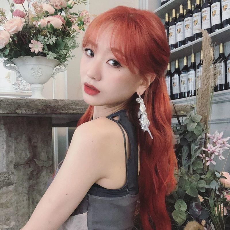 Group Lovelyz Ryu Su-jeong has revealed the latest.On August 26, Ryu Su-jeong posted several photos on his Instagram.In the public photos, Ryu Su-jeong boasts a pure charm; red hair color harmonizes with Ryu Su-jeongs bright atmosphere.Fans who saw the photo responded Its so beautiful and Its a juice dealer.On the other hand, group Lovelyz, which belongs to Ryu Su-jeong, will release the mini 7th album UNFORGETTABLE on September 1st.Park Eun-hae