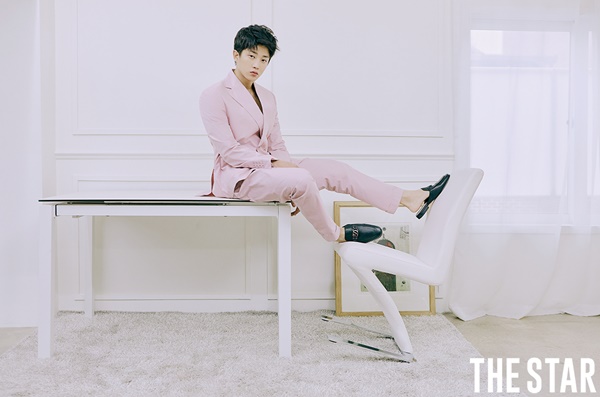 Actor Kim Min-seoks eye-catching fashion picture has been released.In this picture released in the September issue of The Star magazine, Kim Min-seok revealed his tough charm.Kim Min-seok in the public photo showed a charismatic charm, sitting on a modern chair and table or leaning on a koji Sofa.In the interview after the filming, Kim Min-seok said, I have been doing well with the duty of Korea Military.I took a picture using Sofa, table, and chair, but I was sorry that I did not take a picture well.I tried to shoot it and I was happy. When Kim Min-seok, who has frequently introduced bright and positive characters such as Dawn of the Sun, Doctors and Youth Age 2, asked the criteria for choosing works, I want to be fun.The character is a style that does not worry much if there is a contact with me. When I look back, I seem to have followed only the work that will be too good.At that time, I had to go to the army and I thought I should not forget what I did.I think I should still get a lot of help from my agency soon after I came out of the world. When asked about Kim Min-seoks actual personality, he said, Its like a man.(Laughing) Now that I am old enough to have my friends married and raising a child, I do not know what kind of attitude to treat people because I am in my life. I try to be as decent as possible when I work.But there is always a jackiness in the mind. Kim Min-seok, who was in his thirties, said of his past twenties, I lived like a war and was too fierce.I also think that I did not have to do that, he said. I want to keep it as it flows naturally rather than being greedy in the future.I want to work calmly and comfortably. When asked what style they were in love, he said, It depends on the other person and it is mainly tailored. I do not treat myself as my own subject, but I show my personality well and match my opponent.Actor Kim Min-Seoks charismatic fashion picture and detailed interview are available in the September issue of The Star, and lively interview images can be found on The Star Mobile and official YouTube channels.In the September issue of The Star, you can see information about various stars and styles from cover pictures containing Kang Daniels advertising cut selected as an ice-frey model, special 26p pictorials including personal handwriting interview of popular idol idols that extend all over the world, Actor Lee Jang-woos autumn emotional fashion pictorial, and Corona 19 overcoming campaign pictorials planned by designer Lee Sang-bong.Photo The Star, September issue