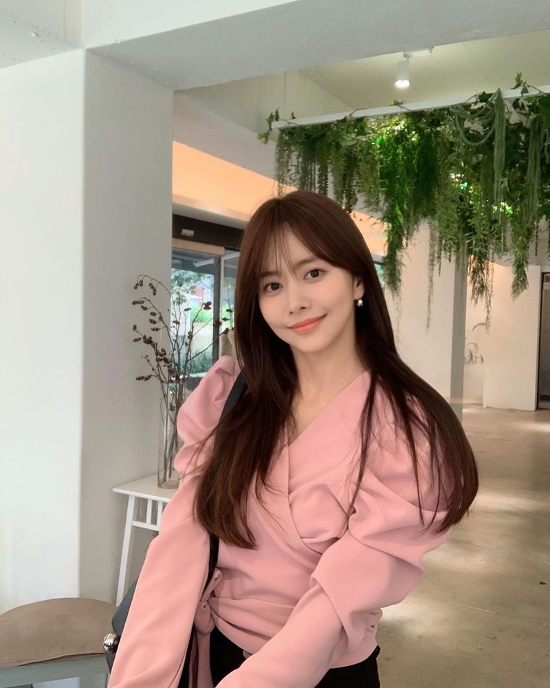 ‘Pink Goddess’ Han Bo-reum, work looks also “on a fever day”