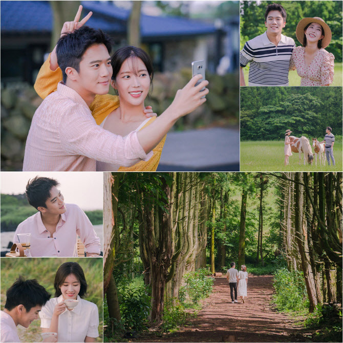 MBCs romantic honeymoon pictorials of Im Soo-hyang and Ha Seok-jin were released when I was the most beautiful.In the last four episodes, the romance of the brother-in-law surrounding Oyeji was a climax, and Seo Hwan said, I should have come later.I met my teacher too early, and I am glad that I am resentful. He released his first love and expressed the bitterness of unrequited love.On the other hand, Oyeji became a family member by marriage with Seojin, and the chewy development that can not be predicted caught the hearts of viewers.In this regard, Nagaye side announced the birth of the visual couple by unveiling the honeymoon steel of Im Soo-hyang and Ha Seok-jin on the 3rd (Thursday).The two of them are sweet from sweet eyes to couple selfies, and the hearts of those who create pictures that steal their eyes from wide grasslands and dense forests.Im Soo-hyang is a model force that digests floral dress, straw hat, and white blouse with a smile on the mouth, and Ha Seaok-jin shows an ideal couple who is all romantic with a sweet heart-like look at his wife Im Soo-hyang.Especially, the visuals of Im Soo-hyang and Ha Seaok-jin, who look at each other with their hands in hand, are beautiful as if they have ripped off the picture, which gives the admiration of As a result of the marriage of the two, Im Soo-hyang, JiSoo, and Ha Seaok-jin will be curious about the storm development of I am Ye.MBCs When I Was Most Beautiful production team said, The brothers triangular romance will take a new turn for the fifth episode of the show today (on the 3rd), and then said, Im Soo-hyang, JiSoo, and Ha Seaok-jin will develop more passionately, so please watch their relationship change.Meanwhile, the 5th MBC tree mini-series When I Was Most Beautiful will air today (on the 3rd) at 9:30 p.m.kim ga-young