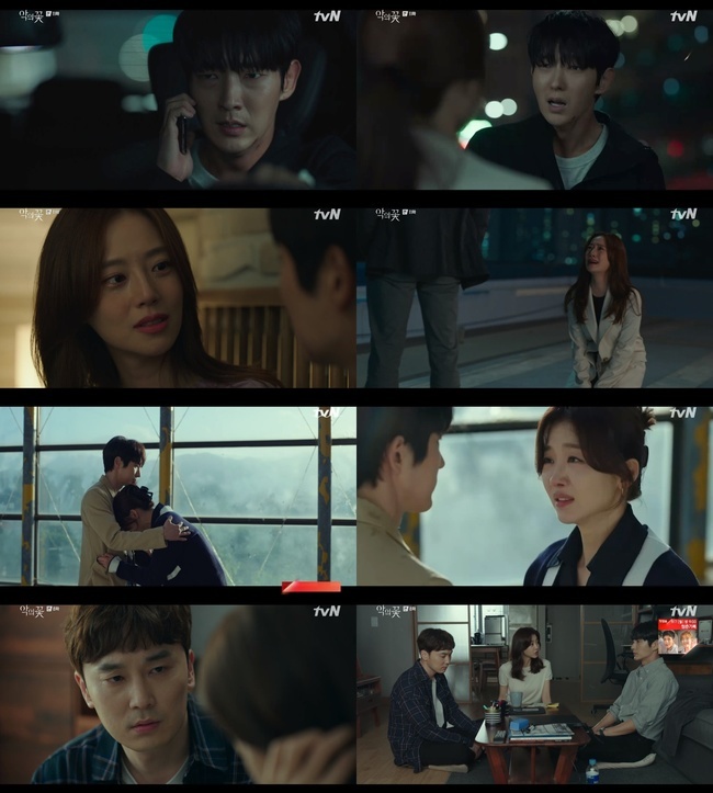 In the TVN drama Flower of Evil (directed by Kim Cheol-gyu/playwright Yoo Jung-hee), Lee Joon-gi (played by Do Hyun-soo), Moon Chae-won (played by Cha JiWon), Jang Hee-jin (played by Do Hae-su), and Seo Hyeon-woo (played by Kim Moo-jin) are renewing their life-acting every time.Flower of Evil Yoo Jung-hee praised the detailed acting of actors such as Lee Joon-gi, Moon Chae-won, Jang Hee-jin and Seo Hyeon-woo on September 4.In the previous broadcast, Do Hyun-soo (Lee Joon-gi) finally spit out that the love for Cha JiWon (Moon Chae-won) is only emotion through a hot fever.Lee Joon-gis Acting, which melted the confusion, fear, and pain mixed with the emotions that had been pushed for a moment as if the blocked bank collapsed, was enough to tear even the hearts of the viewers.Yoo Jung-hee also said, I am surprised every time I express delicately with fresh Feelings that I have never seen a complex figure called Do Hyun-soo.It was also good that coolness and beauty were balanced and Grace was able to bring compassion. Moon Chae-won adds immersion to the anger betrayed by her long-time trusted husband, as well as the detailed drawing of Cha JiWons feelings that can not be punished.In the 11th episode, he kneeled in front of his senior detective Choi Jae-seop (Choi Young-joon) for Do Hyun-soo, and finally condensed the extreme limit that love can do to understand and forgive Do Hyun-soos life.To this Moon Chae-won, Yoo Jung-hee writes, Moon Chae-won Cha JiWons feelings seem to be somewhere and make me want to have such love.It seems that all the emotions and voices come into the heart right away, said Acting, who saved the reality.Jang Hee-jin is then pitying with his own color.Especially in the last 8 times, the tears of her brother Do Hyun-soo and the Slap Do Hae-soo in decades made her viewers eyes reddened by convincing her of the guilt and longing that she had lived.Yoo Jung-hee, who was surprised that he was like Do Hae-soo and Jang Hee-jin, who imagined himself, also said, It seems to have become a three-dimensional character by adding the secret atmosphere of the actors original Feelings and Do Hae-soo.The act of Jang Hee-jin was so touching in Do Hae-su and Do Hyun-soos The Slap, he said.Seo Hyeon-woo is in charge of controlling the dramas strength through Kim Moo-jin, the central figure connecting Do Hyun-soo, Cha JiWon and Do Hae-su.Kim Moo-jins performance of the sequins, which loosely released tense tensions at a gathering with Do Hyun-soo and Do Hae-soo in search of an accomplice in the serial murder case during the eighth episode, perfectly sniped viewers tastes.Yoo Jung-hee, who called Seo Hyeon-woo a flower of evil, said, Kim Moo-jin has a lot of difficult points because of the change in tone.I felt once again how precious Seo Hyeon-woo is in our drama like the oasis of the desert in the group task god with Do Hyun-soo and Do Hae-su in the 8th. 