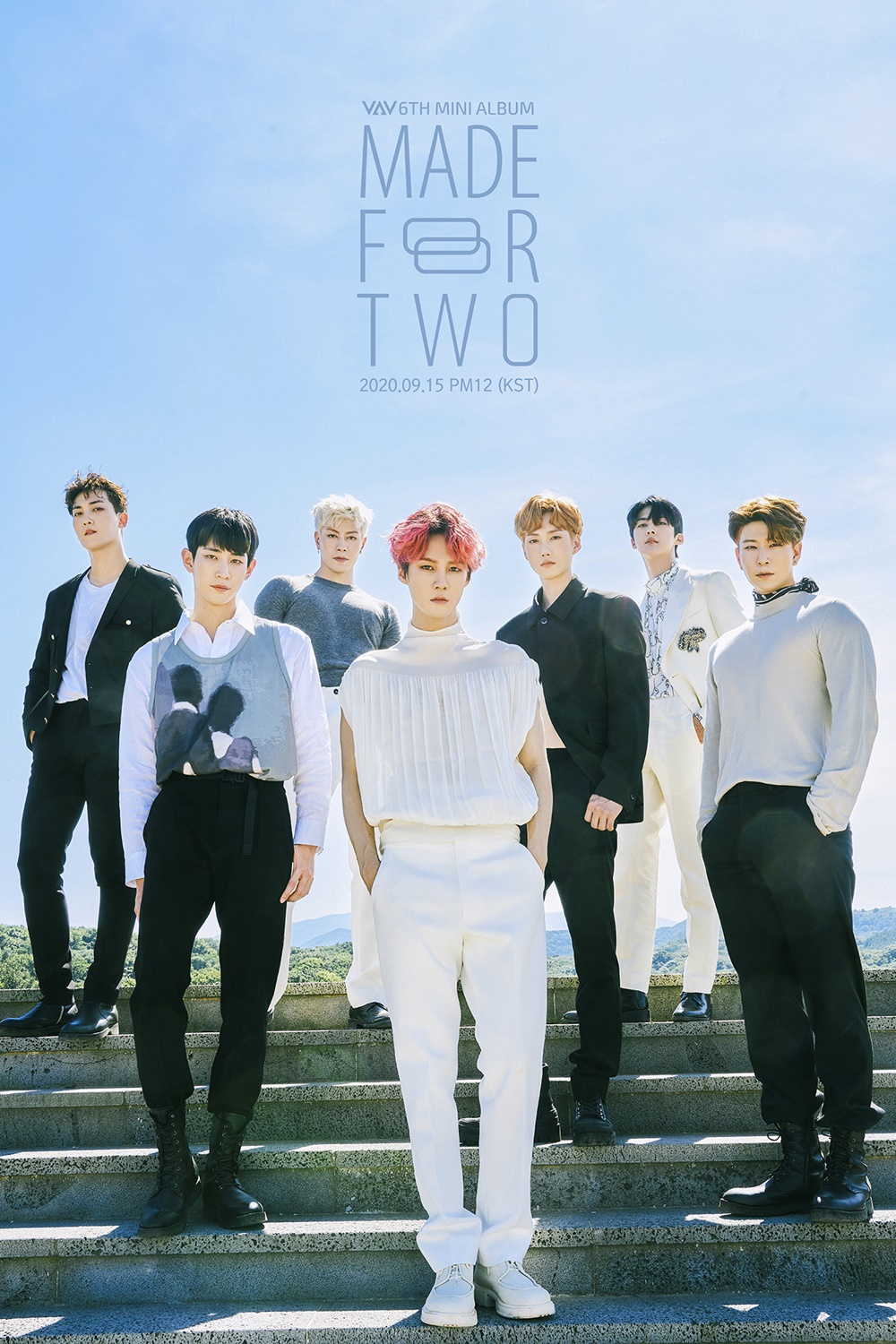 The group VAV has grown even more and attracted attention.VAV (Aino, Ace, Baron, Low, Ji-woo, Jacob, St. Ban) made its sixth mini-album MADE FOR TWO (Made For Two) Promise ver on the official SNS on the 3rd.I posted a concept photo.VAV is a memory ver.If you have a free-spirited figure in the concept photo, this Promise ver. showed a solid growth with a more manly visual with black & white.First, Ace drew her attention in a white suit with dreamy eyes, and Lowe showed off her broad shoulders and a sloppy figure, with Jacob also showing off her superior physical with long legs.Barron showed his abs in the all-black suit and made the fans excited.St. Van, who digested the turtleneck knit, conveyed a strange sexy, Ji-woo gave a soft charisma, and Aino gave a mysterious aura with a pure white costume contrasting with cherry hair color.In unit and group photo, VAVs unique Homme Fatale charm and unreachable visual combination made this album more anticipated.Especially, it contains the meaning of hope that the bubbles appearing in the photos of each member will meet again with the memories that were precious, so attention is focused on the message of this album.Meanwhile, VAV will release its sixth mini album MADE FOR TWO (Made For Two) at noon on the 15th, and will reorganize it into a six-member system and continue its comeback activities due to Barrons Enlisted Army.Also, the day before the release of the album, the online showcase will be held on the 14th and meet with fans.Photo: A TEAM Entertainment