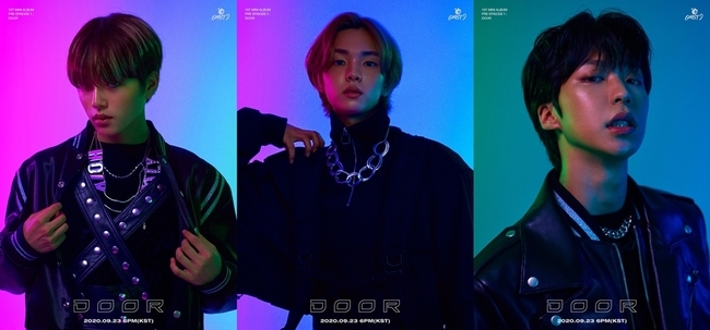 Ghost Nine (GHOST9)s personal concept photo, which is about to debut, was first released.GhostNine (GHOST9) released Lee Jin-Woo, Lee Kang-sung, and Li Xin personal concept photo of the debut album Free Episode 1: Door (PRE EPISODE 1: DOOR) through the official SNS at 0:00 on September 9th.Three members, Lee Jin-Woo, Lee Kang-sung and Li Xin, gave points with a sophisticated black look and silver accessories that heralded GhostNines masculine, intense concept and music.GHOST9, in particular, unravels the soulmates GLEEZ, which tells the first story of the three members through colorful lighting expressing the auroras seen in the pole, and the various feelings felt in the first meeting.Lee Jin-Woo (Lee Jin-Woo), who opened GhostNine (GHOST9)s first personal concept photo, was recognized for her skills in 2019 by participating in Mnet Produce X101, and was then from Haenam and was greatly loved by her nickname Haenami, and later made a free unit debut with Tintin.He is in charge of vocals and dance in the team.Lee Kang-sung (LEE KANGSUNG) is in charge of the rap part and boasts an outstanding proportion and fashion digestion to the point of having a fitting model career.Li Xin (SHIN) is the main dancer and vocalist, and is a member of the athleticism that has been active as a baseball player during middle school and has been able to play short track.GHOST9 will release the profiles and positions of other members in sequence, starting with Lee Jin-Woo, Lee Kang-sung and Li Xins personal concept photo.The Boy Group GhostNine (GHOST9), presented by Maru Planning, put forward the world view of the Earth Joint Theory, which states that the earth is empty and there is an entrance between the polar poles and the Antarctic.In addition, before debut, the symbol character GLEEZ will be launched and will be launched globally.Lee Ha-na