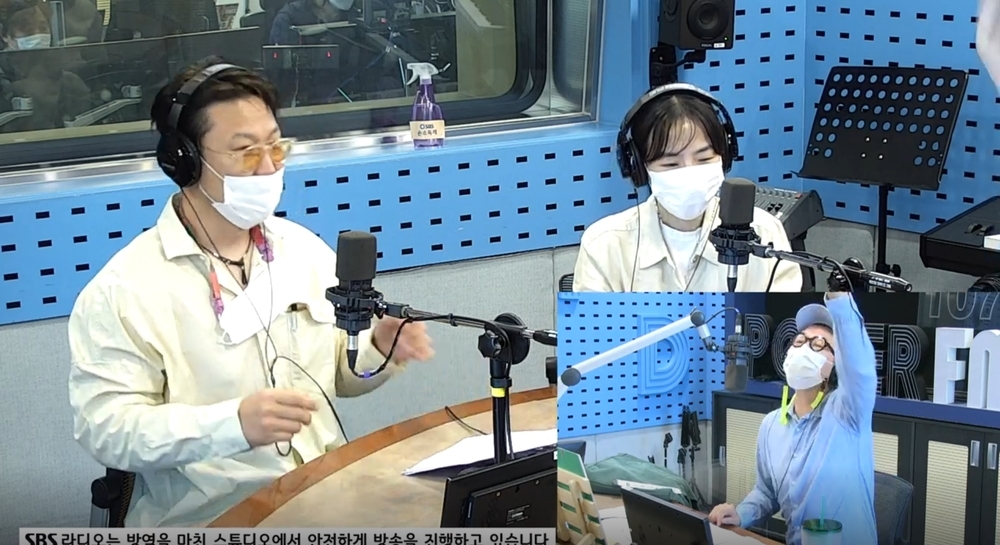 Sung Woo Jung Hyung Suk said that he appeared together with actor Park Bo-gum and TVN monthly drama Record of Youth.On SBS PowerFM Kim Young-chuls PowerFM (hereinafter referred to as Tipolar Fam), which aired on September 14, the fixed corner Audio Book, Nana Land! was held on Monday.DJ Kim Young-chul said, Lee Mun-Hee joined after getting off Jung Hyung-seok, but Jung Hyung-seok came out. Jung Hyung-seok said, Lee Mun-Hee called last night.I thought I was in a bad condition, so I asked him to replace Haru He asked me to take Haru han jung-won