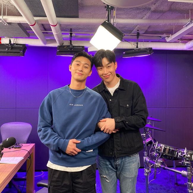 Actor Park Seo-joon boasted a warm-hearted bromance with singer The Resurrection of Pigboy Crabshaw.On the morning of the 19th, Park Seo-joon told personal SNS, The Resurrection of Pigboy Crabshaw Please support a lot.You dont need a diet and posted a selfie.Park Seo-joon in the photo is Naver NOW, which is conducted by The Resurrection of Pigboy Crabshaw.The Resurrection of Pigboy Crabshaws arcade studio is arm-in-arm with The Resurrection of Pigboy Crabshaw.Park Seo-joon and The Resurrection of Pigboy Crabshaw shot at the woman as she beamed an innocent smile at the camera.In particular, The Resurrection of Pigboy Crabshaw left heart emoticons on Park Seo-joons post, and on his personal SNS, An hour passed without knowing what to say.I met my old friend in the studio and it was a new and unforgettable memory! This time, the progress was not smooth, but I will try harder in the next episode.Thank you for coming out. He expressed his extraordinary affection for Park Seo-joon.Meanwhile, Park Seo-joon, Choi Woo-shik, BTS V, The Resurrection of Pigboy Crabshaw, and Park Hyung Sik are entertainers close friends who maintain a strong friendship with Wooga Family.Wooga Family is short for our family.Park Seo-joon SNS