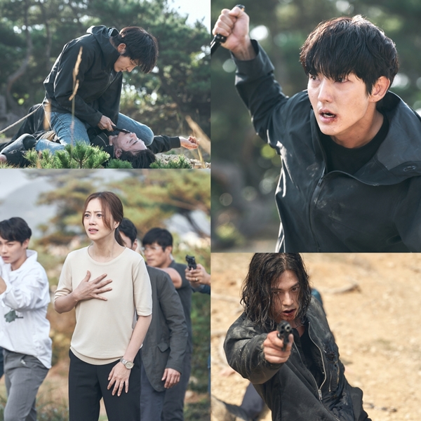 The Flower of Evil is giving viewers a strong afterlife.The 15th episode of TVNs Drama Flower of Evil (playplayed by Yoo Jung-hee and director Kim Cheol-gyu), which left only one episode until the end, renewed the previous-class ending once again.Earlier, Do Hyun-soo (Lee Joon-gi) lost his temper and began to run around in misunderstandings that Cha JiWon (Moon Chae-won) had died.Just being fooled by the devilish set-tooth of Baek Hee-seong (Kim Ji-hoon), full of desire to destroy Do Hyun-soo.The full eyes of the flesh that no longer has to be kept represent the shock of the loss received by Do Hyun-soo.Then, to the end of the cliff, Do Hyun-soo and Baek Hee-seong, Kill him.The strange confrontation between the two men, who seemed to have changed their superiority, as Baek Hee-seong said, The long and long pain will be experienced by you alive.And like that, Do Hyun-soos expression, which groans in pain even with a knife handle, was painful for viewers.It was the voice of Cha JiWon who always saved him every moment of death that raised the end of the world.Do Hyun-soo, who cried like a child as if he could not believe her in front of his eyes, Cha JiWon, who approached him carefully without risk, and the desperate moments of two people sharing sadness and pain made his heart feel bad.Do Hyun-soo, who had been haunted by the specter of his father, Do Min-seok (Choi Byung-mo), was afraid that even Cha JiWon would be a fantasy. But Cha JiWon said, You can come and hold him.I want you to hug me, he said, opening his arms so that Do Hyun-soo could return to reality, and Do Hyun-soo slowly moved his foot and calmed his anger toward Baek Hee-seong.At the time when I thought it was all over, Baek Hee-seong shot a police officer who had been taken away and the tight string had to be cut off.Do Hyun-soo protected her from the muzzle and was shot down before she could even get into the arms of the municipality; the blood-soaked Do Hyun-soo and Cha JiWons grieving tears maximized the tragedy between them.The ending of the Flower of Evil, which was driven for 10 minutes, gave an overwhelming immersion.Do Hyun-soo, Cha JiWons narrative, Lee Joon-gi (Do Hyun-soo station) and Moon Chae-won (Cha JiWon station) who were completely immersed in this, have been built up for 15 times.In addition, the brutal and beautiful production is added, leaving a deep afterimage after the end of the drama.There is a lot of interest in the direction of Do Hyun-soo and Cha JiWon who have once again faced a crisis.Do Hyun-soo and Baek Hee-seongs tough bad performance is focused on the final episode to be broadcast on the 23rd, where the end of the ending will be and where the rest of the people around them will flow.