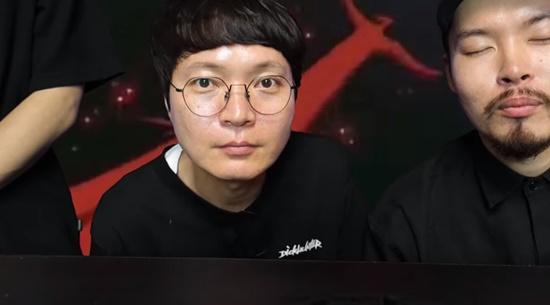 딕헌터 이미지