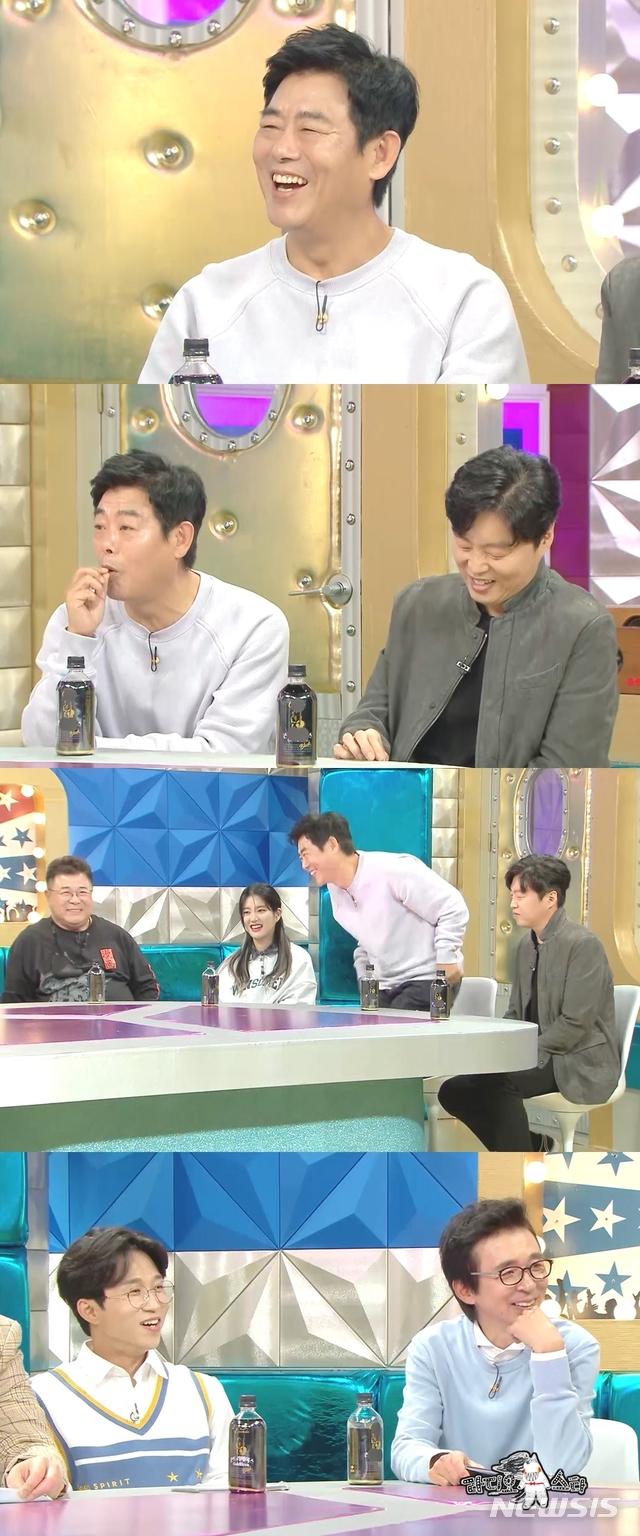 MBC entertainment program Radio Star broadcasted at 10:40 pm on the 30th will feature Sung Dong-il, Kim Hee-won, Baek Il-seop and Yubi, and will feature Ras as well as Ras.Sung Dong-il is enjoying the great love of viewers with his unique acting and dedication, walking through movies, dramas and entertainment.On the 29th, the movie Security starring Kim Hee-won was released.Sung Dong-ils house is the ajit of actors who are often visited by Jo In-sung, Park Bo-gum, and Lee Kwang-soo.Sung Dong-il said: A few days ago Kim Kwang-kyu slept and went.In addition, (Lee) Kwang Soo-rang (Kim) Sung-gyun said that he contacted me at dawn and came home. MCs asked if his wife did not like frequent visits by his juniors, and Sung Dong-il revealed his own life and romantic aspect of taking his wife.Sung Dong-il also wonders that global stars with many fans such as bts V, Jo In-sung, and Park Bo-gum, who are looking for the same house for Jun, Bin, Yul Brother and Sister, are just the Uncle in the neighborhood.Sung Dong-il also reveals the reason why Jun, Bin Brother and Sister, who like books, became a screenwriter collector and urged themselves to become a second grader in junior high school, and anecdotes that shared their hearts that puberty has not yet come.In addition, Sung Dong-il will tell a variety of stories, including the secret of maintaining a close relationship that has surpassed the generations from his peer Kim Kwang-kyu to his younger BTS V and Park Bo-gum, and the difficult and difficult genre to actor Sung Dong-il, a self-styled acting engineer.MBC Radio Star airs today