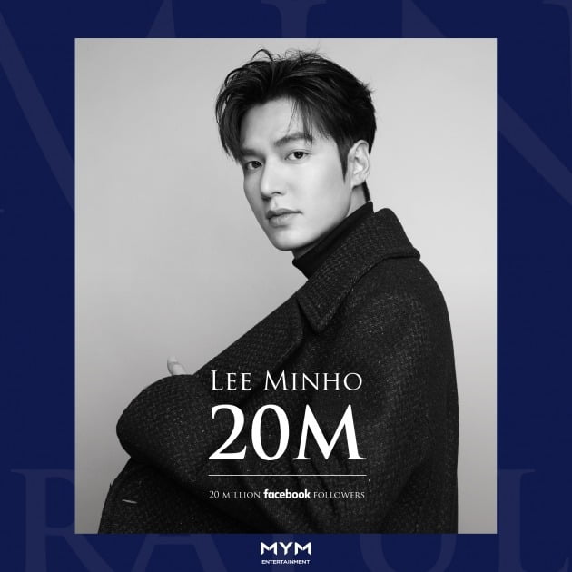 Actor Lee Min-hos Facebook and Instagram Followers numbers each exceeded 20 million, with more than 40 million people in total.Lee Min-ho is the first Korean singer and actor to have 20 million Followers at the same time on two channels representing the SNS platform. Lee Min-hos agency MYM Entertainment posted a picture celebrating the achievement of Facebook 20 million Followers through official SNS.Soon after, Lee Min-hos Instagram account on October 4 also surpassed 20 million Followers and once again thanked fans for posting a picture of Lee Min-ho with Followers with the phrase 20 MILLION.Lee Min-ho in the public photos captivated many people with an overwhelming visual and eye-catching atmosphere.Lee Min-ho, Facebook - Instagram Followers Doge 40 million Lee Min-ho, Pebook and Instagram 20 million Followers Concurrently Achieving The First of the Domestic The Artists