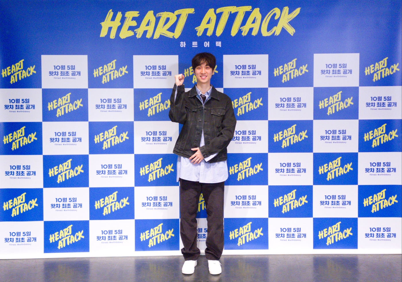 On the 5th, 11 am short film Heart A Tag production report was held online, and Lee Chung-hyeon and Kim Sang-il were present.Lee Chung-hyeon said, I wanted to see the man as much as possible as possible, so I chose a blonde Foreign, Ukrainian-language actor. Then I wanted to feel like a mystery. I actually have no experience in Acting, but I did not have a concept of video shooting even when I was rehearsing, so I did not have a concept of action or cut, so I first worked on it. Fortunately, it was really natural in the field, and it was a new work in that regard.Meanwhile, Heart A Tag is a time-slip fantasy romance about a woman who turns 100 times to save her loved one, starring Lee Sung-kyung.Director Lee Chung-hyeon of the short film Body Value and the feature debut Call caught megaphone, and the main movie was shot only on smartphones.Open at Whatcha on the 5th.