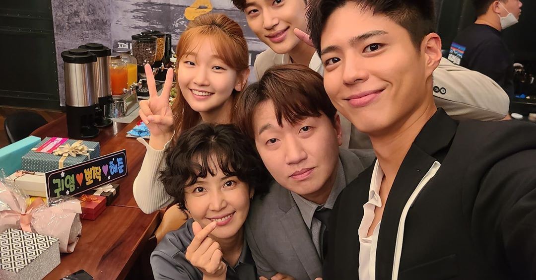 Actor Park So-dam has released a photo of himself with his Record of Youth colleagues.On the 5th, Park So-dam posted several photos on his Instagram with the article Thank you for coming together today at 9 oclock tomorrow night in time for the drama Record of Youth.Inside the picture are Park So-dam, Park Bo-gum, Wooseok, Shin Dong-mi and Lee Chang-hoon.From beautiful smiles to mini hearts and Vs, various facial expressions attracted attention with their pleasant appearance.In particular, Park So-dam said, I think I was very excited about this day. I am only fired and you are shaken by all of you.On the other hand, tvN Record of Youth starring Park So-dam and Park Bo-gum is broadcast every Monday at 9 pm.