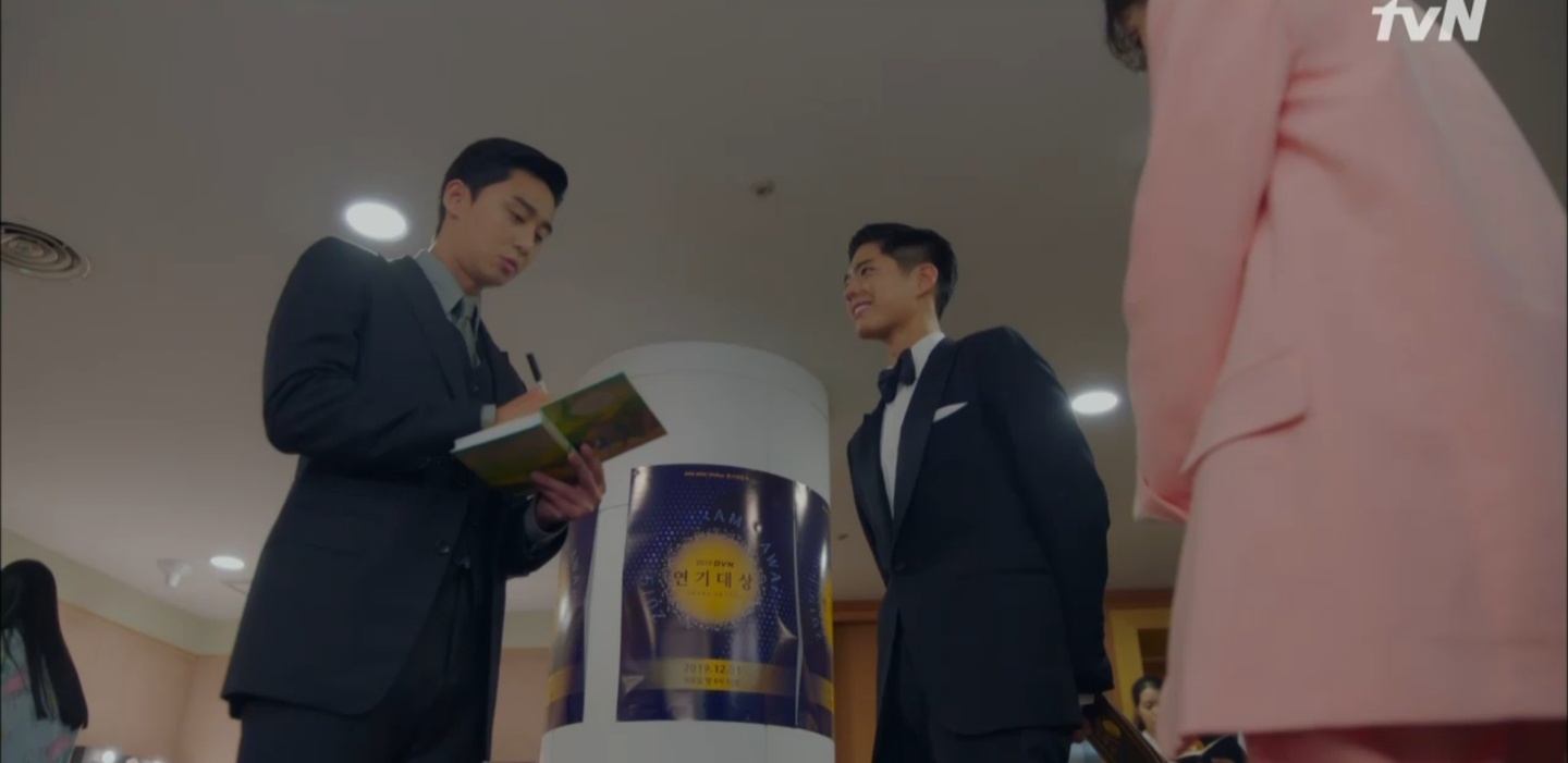 Park Seo-joon, Park Bo-gum on Ive seen it when im looking at it, and its a lot of it. Youth records Park Seo-joon and Park Bo-gum chatted behind the smoke awards.Park Seo-joon sent a message of support to Park Bo-gum minutes at Youth Records, which aired on TVN on June 6.Hye-jun went to Minsus waiting room. Minsu greeted me and said, Ive seen it when Im hungry, and its been a lot big.Hye-jun introduced his manager, Min-jae Lee Shin Dong-mi, and said he was a fan of Minsu. Minjae said, I really like it. Ive watched all the movie dramas. Its Min-jae Lee. Please sign it with my name in it.Hye-jun told Minsu, Can you see it after the awards ceremony? Id love to see You Hyo(Woo-suk) too, minsu said, What would you do if both Hae Hyo-hyo and you were awarded the prize? I asked.Hye-jun trembled, saying, Im going to do anything.After the awards ceremony, minsu, Hae Hyo, Hye-jun and Jin-woo (Kwon Soo-hyun) took a commemorative photo.Meanwhile, Park Seo-joon made a special appearance on Youth Records as Hye-juns senior and top star Song Minsu.iMBC KwonMinsu | Screen capture tvN