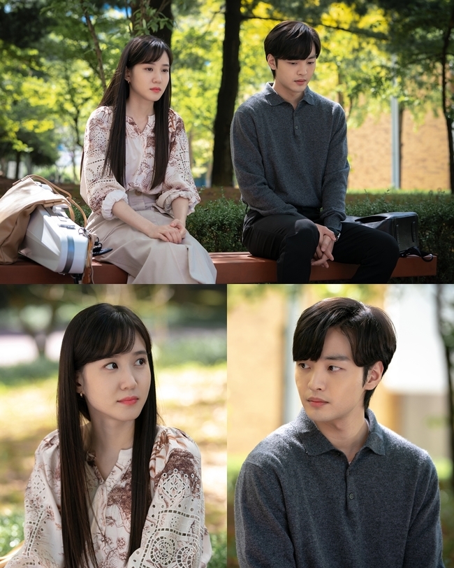 Do you like Brahms? Kim Min-jae will catch the anxious Park Eun-bin mind.Do you like SBS drama Brahms? (playplaywright Ryu Bori/directed by Cho Young-min/production studio S) raised questions about the next broadcast with a mixed ending between Chae Song-ah (Park Eun-bin) and Park Joon-yung (Kim Min-jae).In the last 12 episodes, Chae Song-a witnessed Park Joon-yung with Lee Jung-kyung (Park Ji-hyun), and amplified the tension of the drama by foreshadowing the conflict.In the meantime, the photo released ahead of the 13th broadcast on October 12th, Do you like Brahms? attracts attention because it contains the poor images of Chae Song-a and Park Joon-yung.What had happened between them?Chae Song-ah and Park Joon-yung, who sit side by side on the bench in the public photos, seem to be in their own thoughts, and they can not easily speak out even though they are together.But its not a cold air, and were curious about who theyve met before, how theyre being careful about each other, and how theyre thinking.The following photo shows Park Joon-yungs hard eyes toward Chae Song-a, attracting attention.Park Joon-yung sees Chae Song-ah as an unwavering gaze so that she does not feel uneasy. Can Park Joon-yungs hard mind catch Chae Song-ahs uneasy mind?The two people who face their eyes are saddening the hearts of viewers how their relationship will develop.In the 13th preliminary video released earlier, Chae Song told Park Joon-yung that he was worried about being with Lee Jung-kyung and predicted that he would face the conflict in front of him.On this day, Chae Song does not hide his mind and pours it to Park Joon-yung.Park Joon-yung is interested in why he was with Lee Jung-kyung last night and whether he can solve the misunderstanding of Chae Song-a.kim myeong-mi