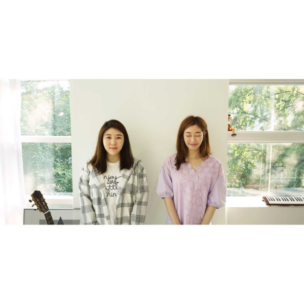 TVNs Monday Drama Record of Youth (director Ahn Gil-ho, playwright Ha Myung-hee) OST, sung by indie duo J Rabbit, will be released.This song filled the drama with each thrilling scene from the fateful first meeting of Sa Hye-joon (Park Bo-gum) and Park So-dam, and gave a pleasant expectation.The song Full of You consists of a clear-feeling guitar accompaniment led by a humming guitar accompaniment and a second verse that adds to the sensibility and is filled with emotion. It is a song that is breathless to hear the last ending that is dragged to whistle.Especially, the lyrics and melody lines of I am full of you give a warm smile to the listener as if reading the deeper love story of the characters of Record of Youth.This song was performed by Nam Hye-seung, a music director and Kim Kyung-hee, who produced numerous OST hits by participating as music directors in many hit works such as Drama Dokkaebi, Mr. Sunshine, Boyfriend, Survival of Love, and Psycho but Its OK.J Rabbit, who has been reunited with Nam Hye-seung, music director for a long time, will participate in the arrangement and make it more anticipated.J Rabbit, who participated in the singing, debuted in 2011 with Its Spring.With its unique lovely atmosphere, it has been steadily loved by listeners through many hits such as You Are These Days and Happy Things.J Rabbit has participated in various drama OSTs such as Drama Neighbors, Spicy Doctor, Avatar of jealousy, and Discovery of love, which has raised the immersion of the drama.Record of Youth is a drama that records the growth of young people who try to achieve their dreams and love without despairing on the wall of reality.The hot Record of Youth who are straight toward their dreams in their own way, the youth of this era, which has become a luxury even to dream, gives viewers excitement and sympathy.Record of Youth is a work that coincides with director Ahn Gil-ho, who showed the power of detailed and delicate directing through Secret Forest, Memories of Alhambra Palace, and WATCHER, and writer Ha Myung-hee, who melts realistic attention to warm and emotional stories such as Doctors and Love Temperature.Here, Drama famous fan entertainment, which has produced numerous hits for a long time, including Winter Sonata, The Moon with the Sun, Ssam, My Way, and Camellia Flowers, has produced Wellmade Drama.TVN Record of Youth, which has a solid lineup of Park Bo-gum, Park So-dam, Ha Hee-ra and Shin Ae-ra with unique presence, is broadcasted every Monday and Tuesday at 9 pm.The eighth OST of Record of Youth, sung by J Rabbit, will be released today at 6 p.m. on various music sites.Provision-(Stock) Fan Entertainment