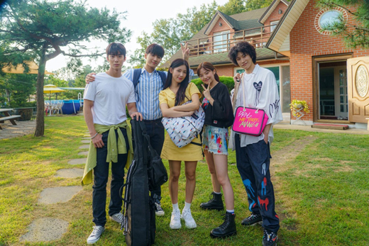 SteelSeries, the shooting scene of Web drama Replay, was released on the 19th.Replay released SteelSeries at the shooting scene of leading actors such as Kim Min-chul, SF9 HWI YOUNG, (girl) children Mi-yeon, Choi Ji-soo, Marco and Kwon Hyuk-soo.Actors in the public photos were all smiling with their shoulders together and boasted a warm-hearted filming atmosphere.Actors in another photo is attracting the attention of fans by showing various charms from concentrating on shooting to playful appearance.As the shooting scene SteelSeries is released, expectations are gathering for the hot visuals and chemistry of the unique actors.Netizens are visual restaurants, I am already excited about the casting news of those who have a stable acting ability in the visuals.I want to see it soon! , Casting is a rice cake and so on.Both actors and staff are currently filming in a healthy and pleasant atmosphere, and they are also showing off their energetic chemistry between their peers, Replay said.In addition, for this work, Actors is all busy and concentrating on their own musical instrument practice, amplifying the curiosity of what stories they will meet with fans.Web drama Replay is a sympathetic romance that contains the dreams and love of the most pure eighteen youths, although everything is poor and uneasy, and will convey warm emotions this winter.Meanwhile, Web drama Replay is the second work of Heart People, which produced Well-Made Web drama Social People, and will be released in the second half of this year.
