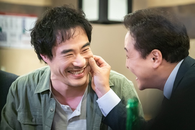 The first meeting of Bae Seong-woo and Jung Woong-in was captured.Park Sam-soo and Jang Yoon-seok are expected to bring dramatic fun to the border that is not enemy or friendly.I am glad and amused to be in a piece with Jung Woong-in Actor, Bae Seong-woo said. I learn a lot from the field.Jung Woong-in also said, Bae Seong-woo is a great actor both serious, comic and double sides.It is always fun to meet with you. Park Su-in