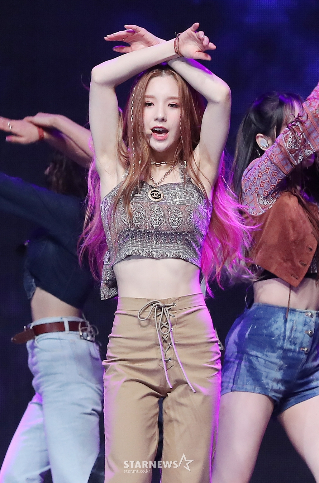 허리라인 이미지