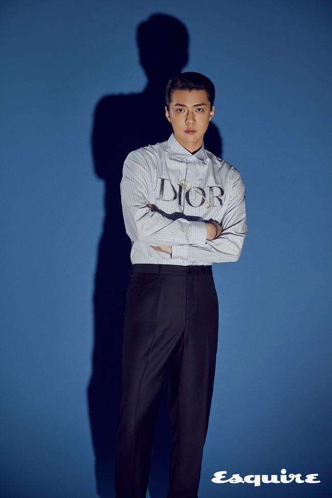 EXO Sehun reveals extraordinary interest in fashionSehun recently filmed fashion images and pictures with the mens lifestyle fashion magazine Esquire and the global fashion brand Dior Man.Sehun in the picture naturally digested any costumes thanks to his solid body shape and exercise.In addition, even if it is expressionless, the charismatic appearance that emits is often admired by those gathered on the set.Also, thanks to his elegant movements and poses, he was able to find images and other charms in the images.Sehun recalled the time when he became interested in fashion, saying, I was interested in playing color match in a mini interview after the filming.When asked how to wear it, he said, I usually prefer stage costumes and other comfortable clothes. He raised his daily appearance and curiosity about fashion.Park Su-in