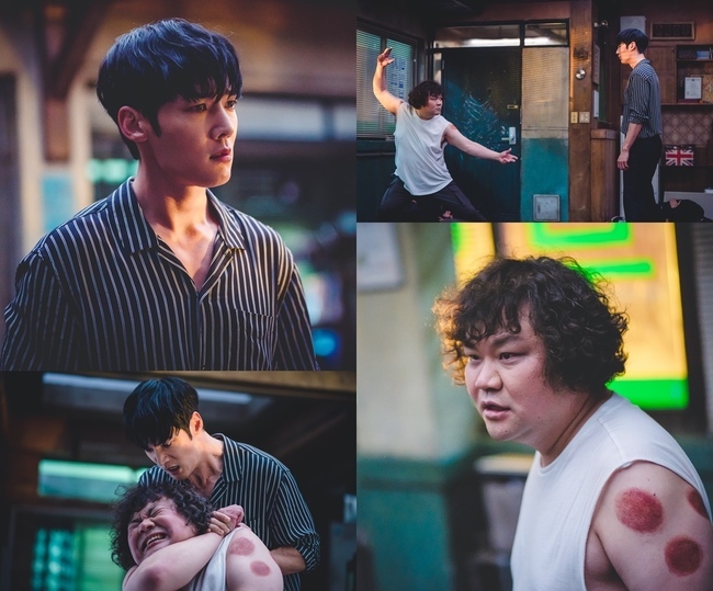 Zombie 2: The Dead Are Among UsMonk Choi Jin-hyuk and Sun Capital, who had signed the Patriotic Union of Kurdistan, predicted a rough Clash.In the 10th KBS 2TV monthly drama Zombie 2: The Dead are Among UsMonk (playplayplay by Baek Eun-jin/director Shim Jae-hyun) broadcast on October 20, Zombie 2: The Dead are Among Us and Kim Moo Young (Choi Jin-hyuk) who goes between humans are still chasing unsolved past activities. and continue to live a close symbiosis with humans.Kim Moo Young has previously signed an unexpected Patriotic Union of Kurdistan by asking his rivals, Sun Capital Boone and Wang Wei (Lee Jung-ok), to investigate.The clues that the two came to bring Kim Moo Young back to the past and is one step closer to human life.But Kim Moo Young began to lose control of the appetite for humans, gradually making even those who burned the instincts of Zombie 2: The Dead are Among Us nervous.Among them, the photo released on the 20th showed Kim Moo Young and Lee Sung-rok confronting at the Monk office.Lee Sung-rok is laughing with a sign of a buoy that steals his gaze, but he is showing martial arts movements with a serious expression that he has never seen before.In particular, Kim Moo Young emits the wild eyes of Zombie 2: The Dead are Among Us, and he overpowers him roughly and adds tension.Lee Sung-rok is suffering with his captured arm around his neck, raising questions about whether he can survive the confrontation with Zombie 2: The Dead are Among Us and why the two turned back to the enemy again.park jung-min