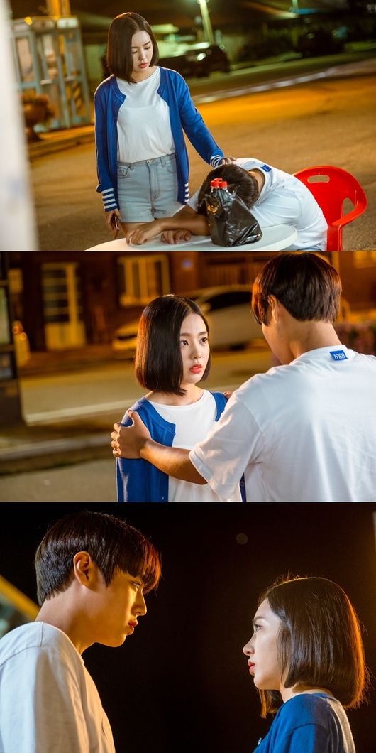 Will the first kiss, which is finally throbbing to Gong Ju-young (Park Jihoon) and Wang Ja-rim (Ruby) come?Kong Ju-young and Wang Wang-rim, who finally became a couple at KakaoTV OLizzynal Drama Love Revolution (YG Entertainment KakaoM, produced Mary Christmas), will launch a heartbeat warning to fans by launching the romance of Al-Kon-Dal-Kong in earnest.In the 10th episode of Love Revolution, which will be released on the 22nd (Thursday), the couple, Gongju Young and Wang Ji-rim, will go on their first trip with Friends as a rural grandfather of Byeong-hoon.The two people who are going on a trip for the first time as a couple will catch their eye with a surprise gift as well as a different kind of affection.The two of them are showing a couple of cute couples who show off their couples fashion with a blue T-shirt, and they show off their teenage cute couples who are not only attracted to the friends but also play and take care of them.Moreover, the cold beauty prince, who was always a cold expression, smiles at the play of Gongju Young, and prepares the cosmetics used by Gongju Young, and throws it as if it is indifferent.Moreover, the prince forest, which came to the princess who leaned on the table, is looking at his shoulder and making a worried expression.The figure of the princess, who is looking at the princess with her hands on the shoulders of the prince forest, and the prince forest, who is embarrassed and looking at the princess, catches the eye.The two people who are close to each other are finally curious about whether the first kiss of the two will be concluded.In particular, the production team of Love Revolution said, In this 10th episode, we will not only have a romantic situation full of excitement to Gongju Young and Wang Ji-rim, who are early couples in love, but also have fun with laughing comic happening. In addition to the princess couple,Also, at 6 p.m. on the 22nd when 10 episodes will be released, Not a farewell song by the first OST on and off of Love Revolution will be released through various music sites.The group On & Off, which is loved by high-quality music, will capture the fans ears by expressing the love of teenagers with light, lively melody and refreshing voice through this OST.The cast of Love Revolution also reported the release of Dramas first OST through the video.In addition, KakaoM will present an on-and-off Polaroid photo through a lottery when OST appreciation shots are posted on his SNS.More information can be found on the official SNS of KakaoTV.KakaoTV OLizzynal Drama Love Revolution, which KakaoM has YG Entertainment, is gaining popularity by bringing their own love, friendship, and dreams to the sensitivity of the times.232 authors webtoon is based on the same name. Since the series of Naver Webtoon in 2013, it has ranked first in the list of the webtoon and has a rating of 9.9.You can meet every Thursday and Sunday at 5 p.m. through KakaoToks KakaoTV Channel, #KakaoTV Tab and Naver Series On.