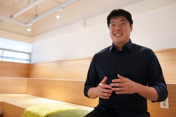 피플뱅크 이미지
