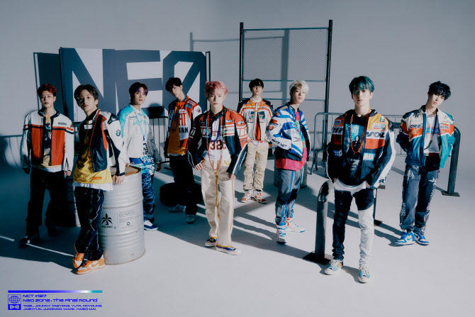 Group BTS (BTS), EXO (EXO) and NCT 127 were nominated for the 2020 American Airlines Music Awards (AMAs), the United States of Americas top three awards ceremony.The 2020 American Airlines Music Awards will be held at 8 p.m. on the 22nd (United States of America Eastern Time).glossy bag