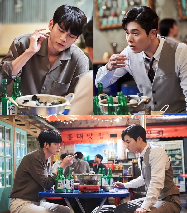 On the 29th, the team of Kim Dae-jung, who is a rival of love, captures the meeting time of Lee Soo (Won Sung-woo) and On Jun-soo (Kim Dong-jun) and amplifies curiosity.In the last broadcast, Lee Soo caught the love that he was trying to hide from the case (Shin Ye-eun).In the case of folding my long-loving heart and trying to be happy with Onjunsu, Lee Soo, who shook his mind late, was resentful.Lee Soo and the case of Lee Soo, who were in the last film in an ambiguous relationship, met each others hearts there.And Lee Soo said, Ill do it now, One-sided love.The relationship between Lee Soos grieving Confessions and the two, who have completely reversed, signalled a new development.Lee Soo, Yeon Yeon, and On Junsus triangular romance with the one-sided love that started out in the open are expected to deepen further.Meanwhile, the photo showed two drunk Lee Soo and On Junsu, who unexpectedly had a time for dating.Unlike the sparking, the strangely friendly atmosphere is interesting when you meet, and the conversation between the two people is constant because of the consensus on the terrible one-sided love.Two people who have made an unexpected ho-hyung-ho moment by telling their hearts without before, and the unexpected scenery of what story will come between Lee Soo and On Jun-su adds fun.The number of returns that have made the turnaround is a more thrilling triangular romance.Lee Soo, who rushes without hesitation after declaring one-sided love, bumps hot with the warm water that keeps the side of the kite.In the case of two men approaching him, it is noteworthy what choice he will make.The romance of Lee Soo, Yeon Yeon and On Jun Su becomes even thicker with the second act, and the relationship between friends will start to change in the decade, the production team of The Number of Cases said.Meanwhile, the 9th episode of The Number of Cases by Kimtar Jackson will air tomorrow (30th) at 11 p.m.(Photo service: studio, content billing) (news operations team