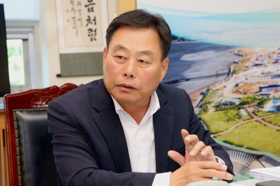 김*산 이미지