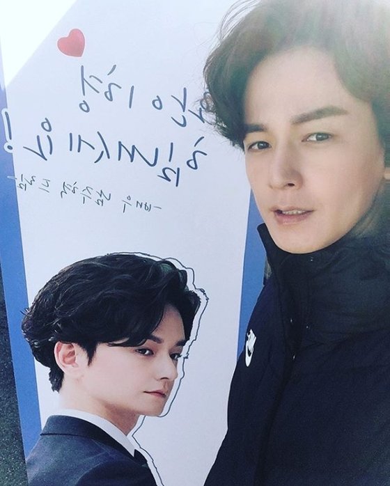 Lim Ju-hwan, Nam Joo-hyuk Coffee or Tea Cheering, We Are Like This Affection Explosion Actor Lim Ju-hwan thanked Nam Joo-hyuk for his Coffee or Tea gift.Lim Ju-hwan posted a picture on his SNS on the 3rd of the day with an article entitled Genius Knitting Namdosan, God Nam Joo-hyuk.The photo shows Lim Ju-hwan, who leaves a certification shot with Coffee or Tea banner, which says Lets go to the ring - actor Nam Joo-hyuk dream.Lim Ju-hwan said, Were in this relationship. Thanks for Joo Hyuk-a Coffee or Tea. Im not gonna show this week.TVN Saturday 9:00 pm Start-up broadcast on the main room, please love a lot, he said, revealing a special affection.The two have appeared together in the TVN drama Habaeks Bride 2017 which was aired in 2017.Meanwhile, Lim Ju-hwan is appearing as industrial spy Derek Hyun, disguised as the current husband and foreign official of the beautiful (Yoo In-na) in the TVN drama The Spy Who Loved Me.Nam Joo-hyuk is meeting with viewers in the TVN weekend drama Start Up as Namdosan.