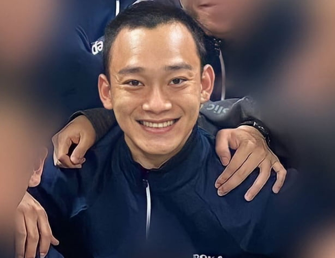 A training photo of the group EXO Chen has been released.Recently, the online community posted a picture of Chen who entered the recruit training, attracting fans eye-catching.It appears that the Ministry of National Defense has taken the film to convey the current status of the trainees.In the open photo, Chen is smiling brightly among the trainees, looking at the camera in short-cut hair and training attire.Chen joined the Army active duty on October 26; Chen began his military service as the fourth of the EXO members, following XiuminEXO D.O., and Suho.He will begin his military service on active duty after receiving basic military training at Training.Meanwhile, Chen made his debut as a group EXO in 2012 and received a lot of love.In January, he posted a letter to his girlfriend, a non-entertainment girlfriend, and a prenuptial pregnancy fact.