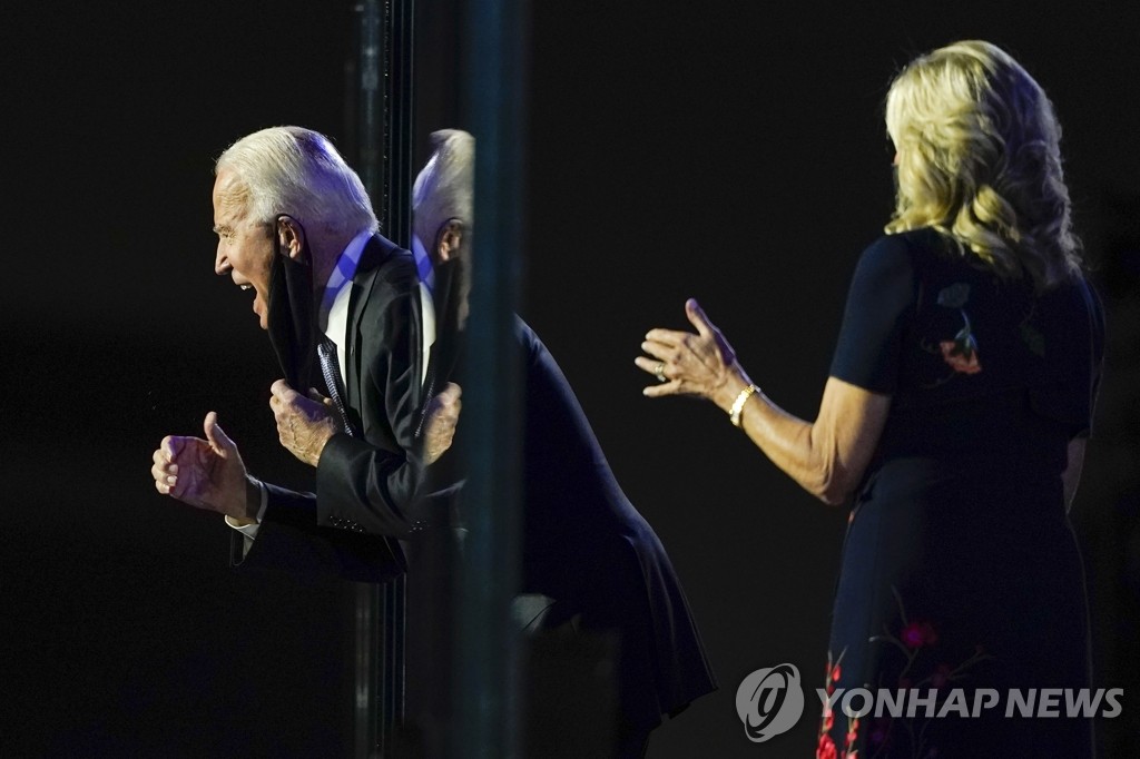 군중닭갈비 이미지