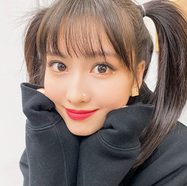 TWICE MOMO, Happy birthday MOMO ring → Goddess beauty release.. Happy birthday MOMO ring Group TWICE MOMO released her charm on her birthday (24).On the 9th, on TWICEs official Instagram, a photo of MOMO was uploaded with a happy birthday message saying My love, my friend, my eternal roommate, MOMO ring Happy Birthday!!!!!!The released photo shows a MOMO in a white dress reminiscent of the Greek Goddess. Another photo shows a cute MOMO with the head of the cartoon characterCandy and twinkling eyes.Accordingly, netizens celebrated MOMOs birthday with reactions such as Happy Birthday, I love you and Happy MOMO Day.Meanwhile, TWICE, which MOMO belongs to, was greatly loved by acting as a new songI CANT STOP ME.Photo|TWICE Official SNS