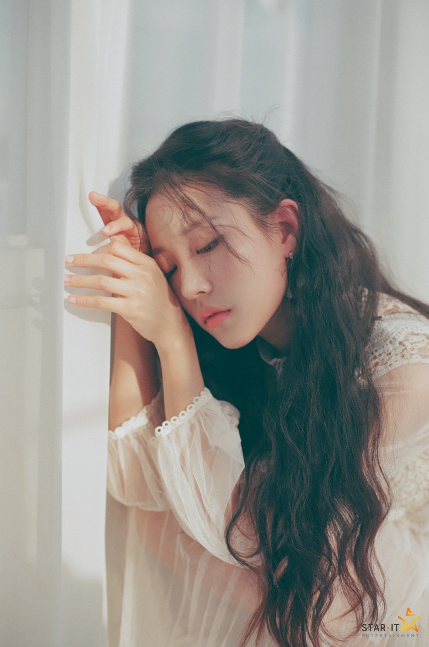 Cooing 쿠잉 이미지
