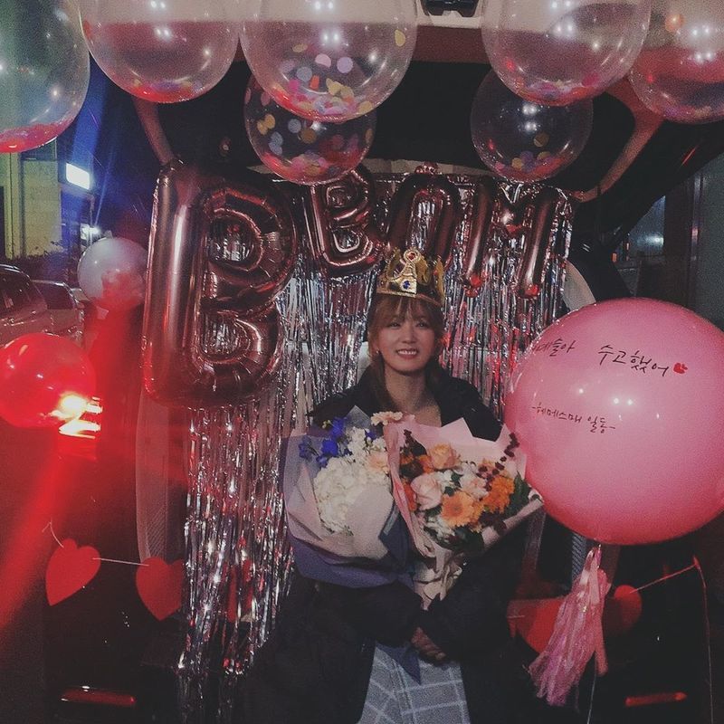 Apink Yoon Bomi thanked the staff for their supportOn November 10, Yoon Bomi posted a picture on his instagram with an article entitled Thank you for the last time of our staff who worked hard for three months?In the photo, Yoon Bomi shares her joy with the staff in commemoration of the last filming of Drama, and is attracted to the sight of her smiling happyly surrounded by bouquets and balloons.On the other hand, Yoon Bomi played the role of Moon Ye Sul in MBC Everlons new drama Please do not meet the man.Please dont meet the man will be broadcast first on Tuesday, November 10 at 10:40 p.m.